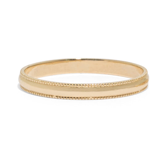 Thin Band with Milgrain Detailing